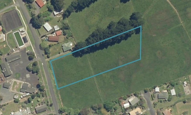 8 McGowan Avenue, Kerepehi, Paeroa - Carousel 1