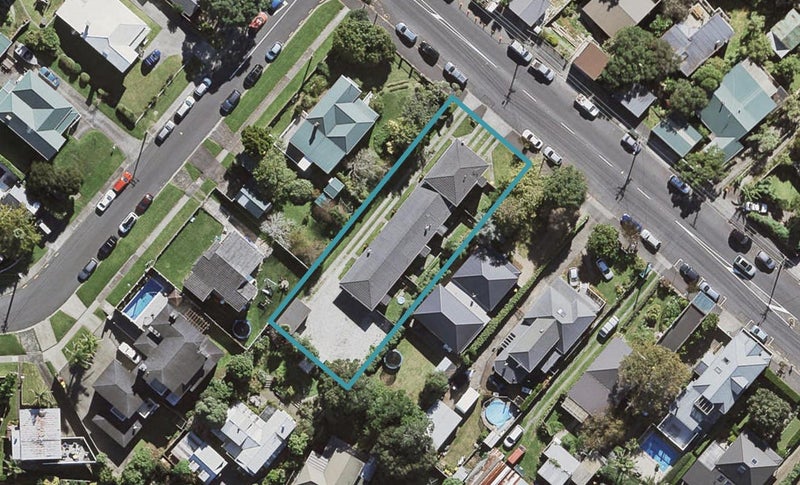 3/156 Hinemoa Street, Birkenhead, Auckland - Carousel 1