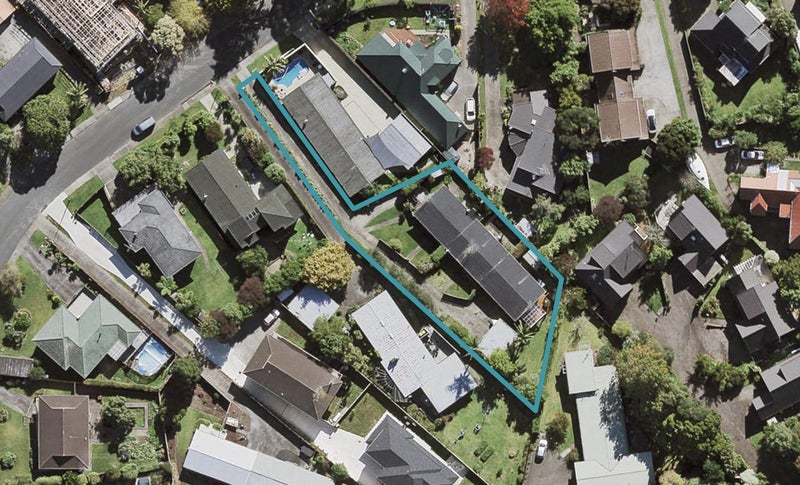1/20 Uppingham Crescent, Hillcrest, Auckland - Carousel 1