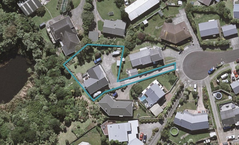 8B Walmer Grove, Bell Block, New Plymouth - Carousel 1