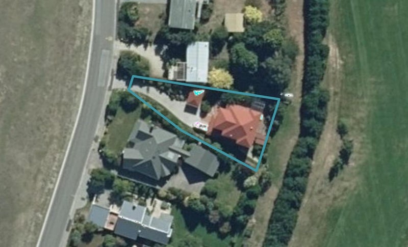 50 Macpherson Street, Wanaka - Carousel 1