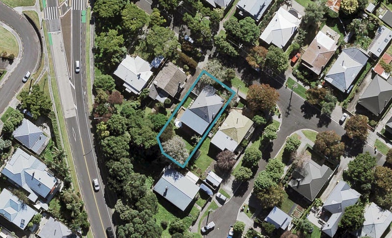46 Malvern Road, Morningside, Auckland - Carousel 1