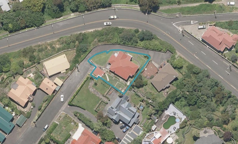 16 Rees Street, Durie Hill, Whanganui - Carousel 1