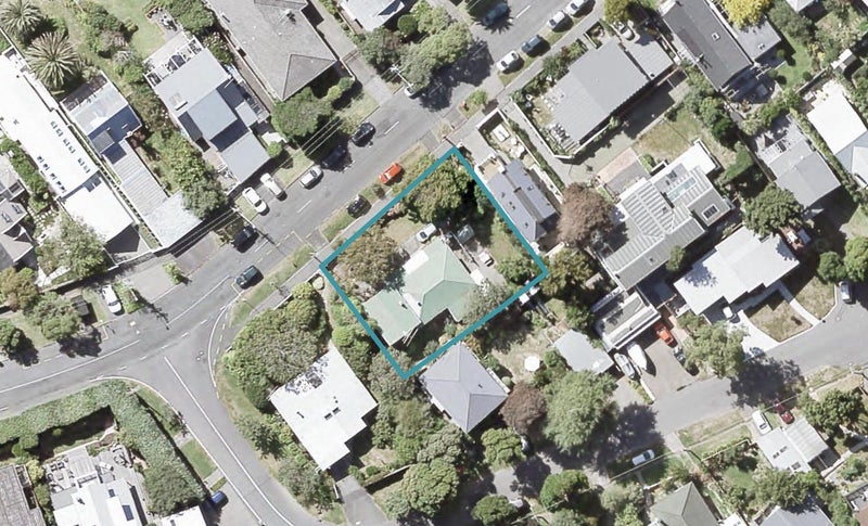 439 Muritai Road, Eastbourne, Lower Hutt - Carousel 1
