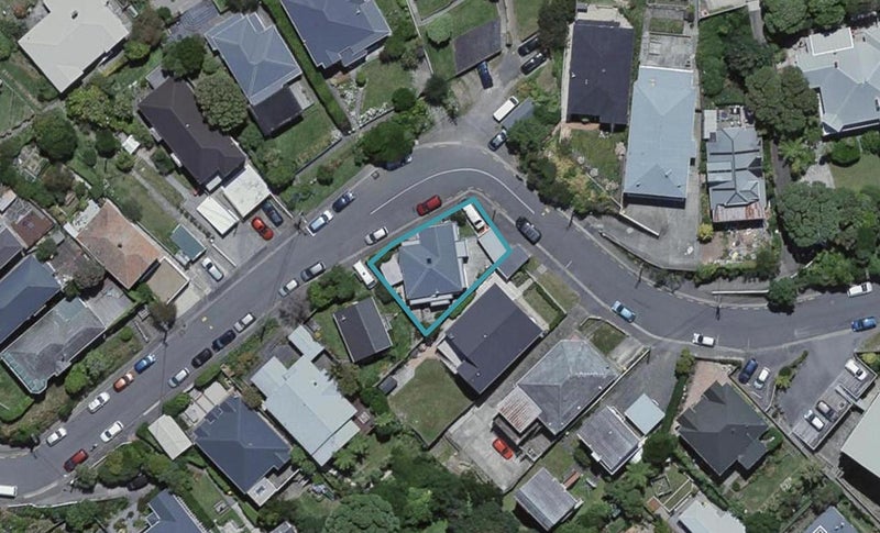 19 Konini Road, Hataitai, Wellington - Carousel 1