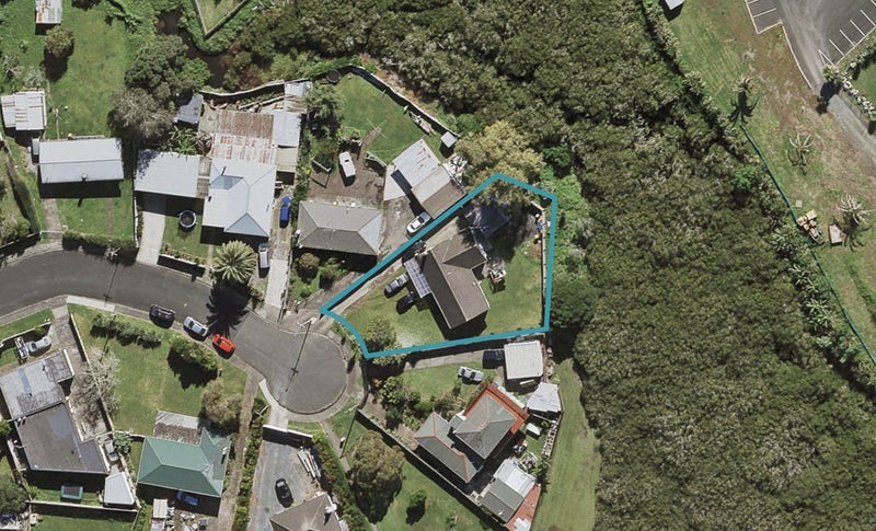 8 Mary Place, Favona, Auckland - Carousel 1