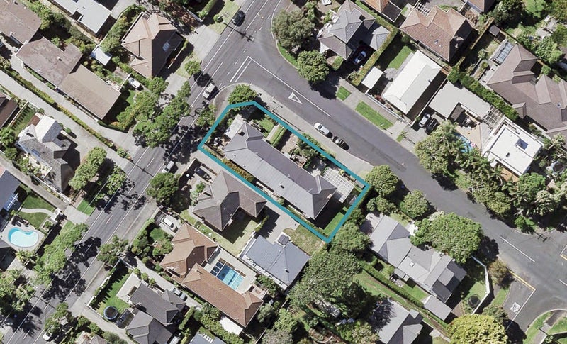 1A Chesterfield Avenue, St Heliers, Auckland - Carousel 1