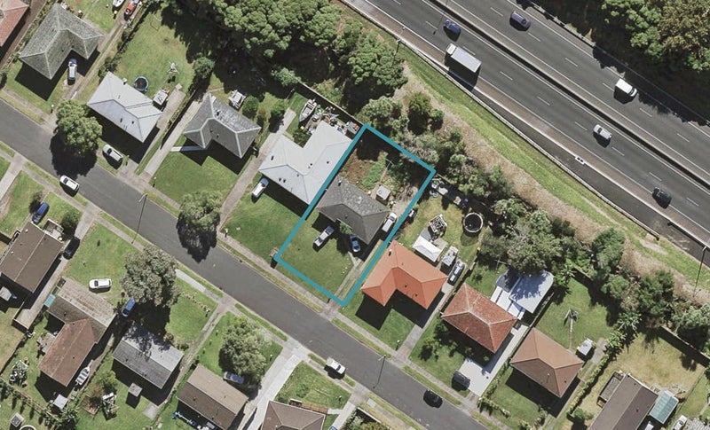 38 Chingford Close, Mangere, Auckland - Carousel 1