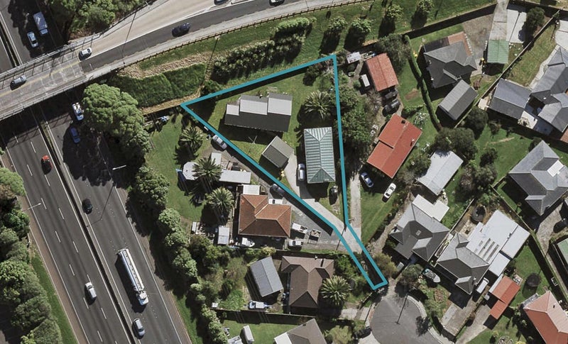 9 Lynn Place, Otara, Auckland - Carousel 1