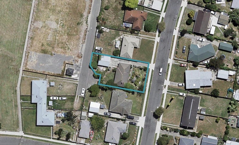 7 Scully Crescent, Onekawa, Napier - Carousel 1