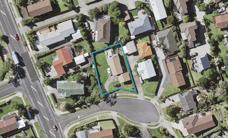 4 Marco Place, Highland Park, Auckland - Carousel 1