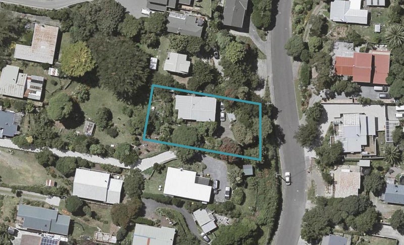 49 Renown Road, Raumati South, Paraparaumu - Carousel 1