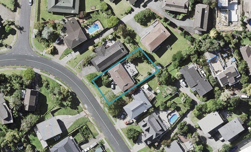 23 Amante Crescent, Mairangi Bay, Auckland - Carousel 1