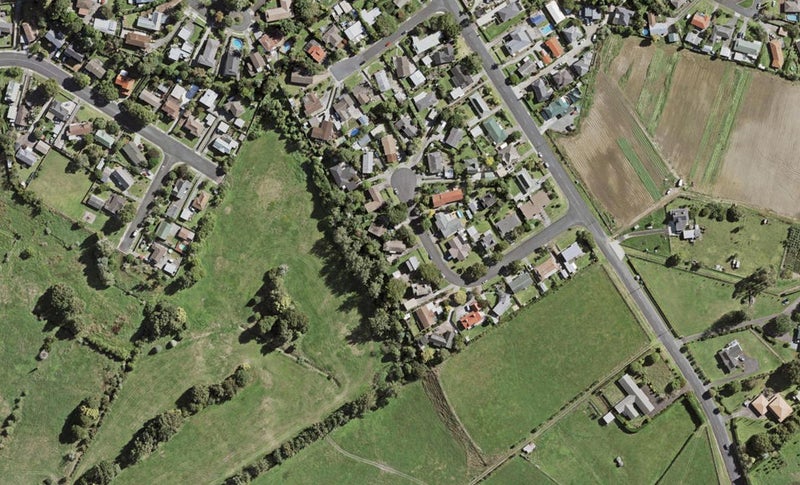 20 Lorelei Place, Opaheke, Papakura - Carousel 1