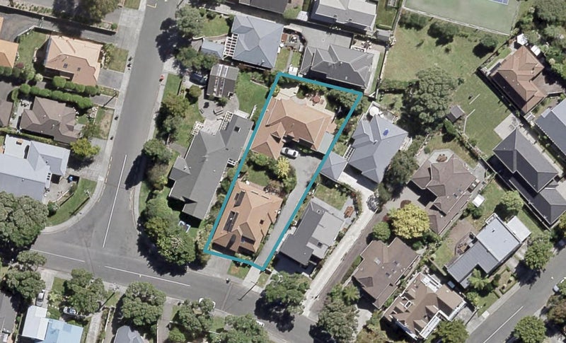2/29 Hinau Street, Woburn, Lower Hutt - Carousel 1
