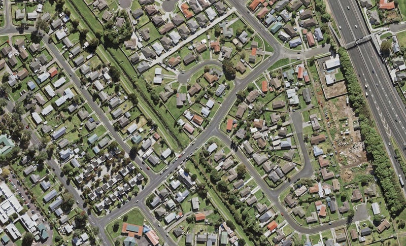 18 Elmdon Street, Mangere, Auckland - Carousel 1