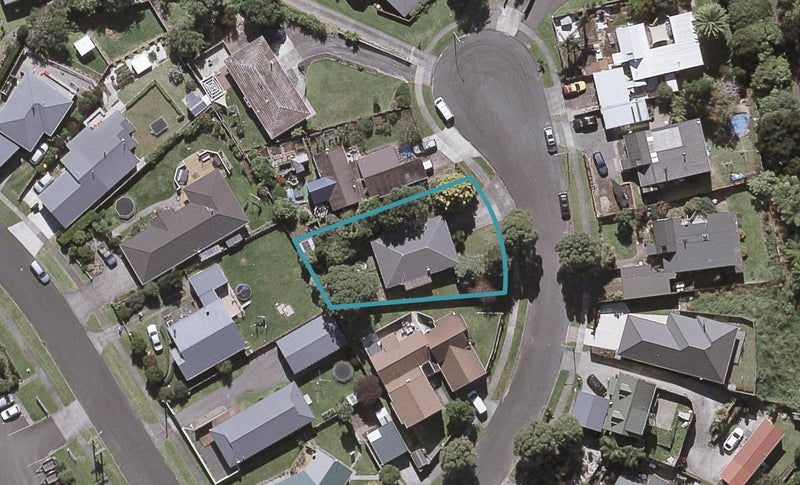 13 Antonia Place, Bell Block, New Plymouth - Carousel 1