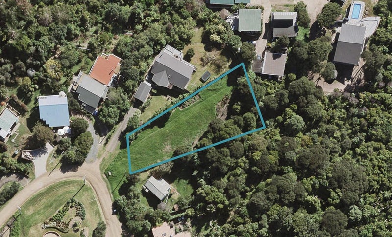 25 Marine View Road, Onetangi, Waiheke Island - Carousel 1