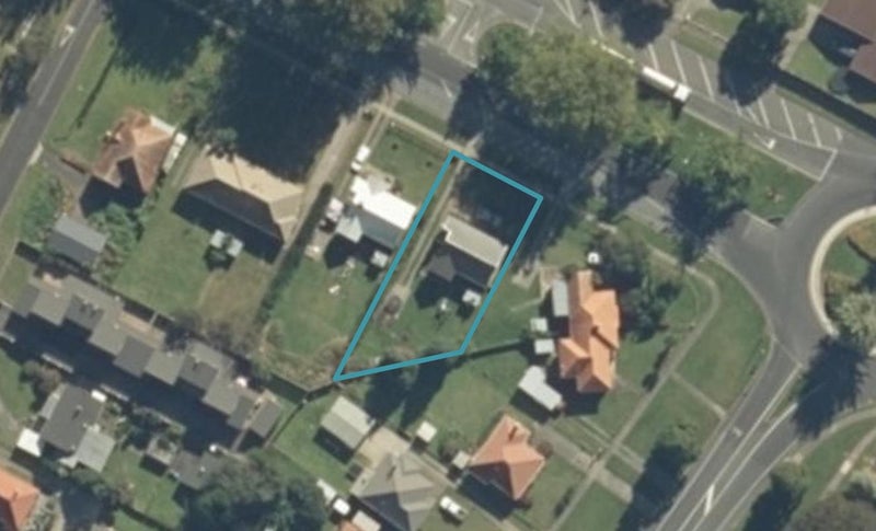 127 Broadway, Matamata - Carousel 1
