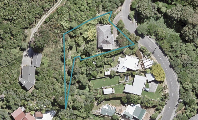 99 Maungaraki Road, Korokoro, Lower Hutt - Carousel 1