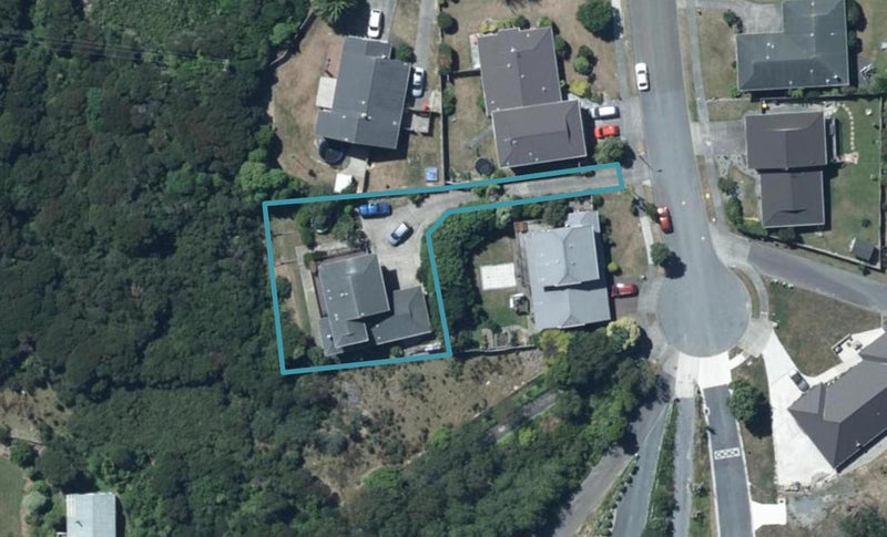 60 Exploration Way, Whitby, Porirua - Carousel 1