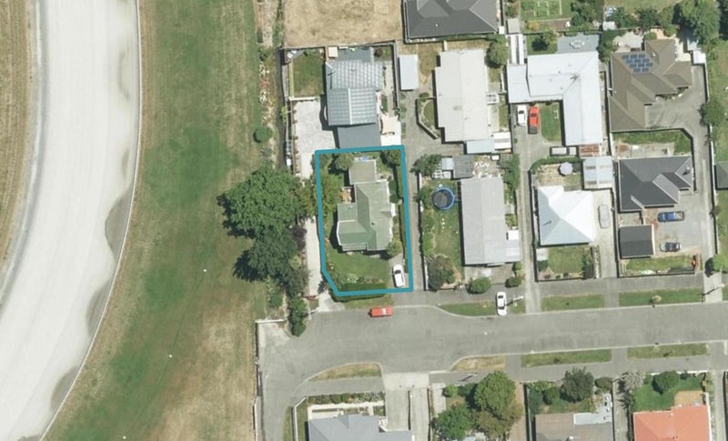 18 Linton Street, Mayfield, Blenheim - Carousel 1
