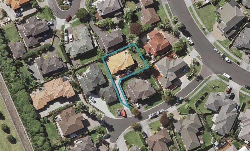 5 Ballyroney Place, East Tamaki, Auckland - Carousel 1