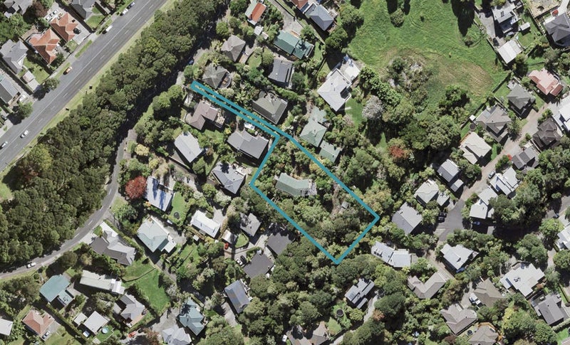 186A Old Titirangi Road, Titirangi, Auckland - Carousel 1