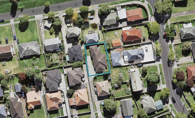 42 Tasman Avenue, Mount Albert, Auckland - Carousel 1