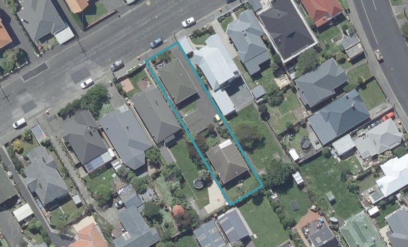 26B Coughtrey Street, Saint Clair, Dunedin - Carousel 1