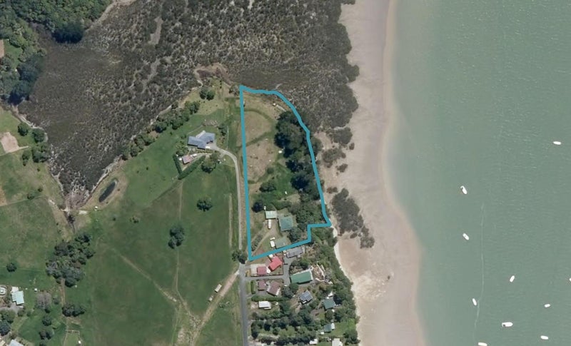 22 Bonham Street, Pahi, Paparoa - Carousel 1
