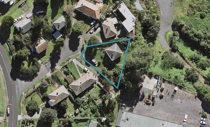 9 Barrister Avenue, Mount Roskill, Auckland - Carousel 1