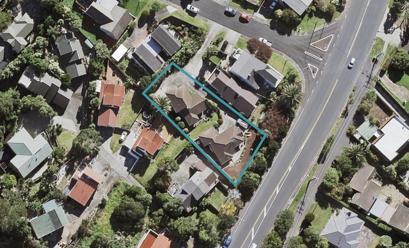 2/326A Glenfield Road, Glenfield, Auckland - Carousel 1