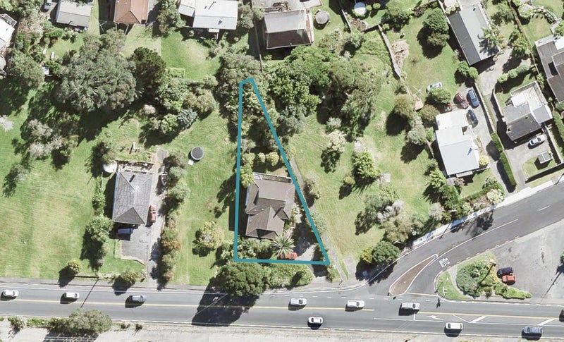 502 Whangaparaoa Road, Stanmore Bay, Whangaparāoa - Carousel 1