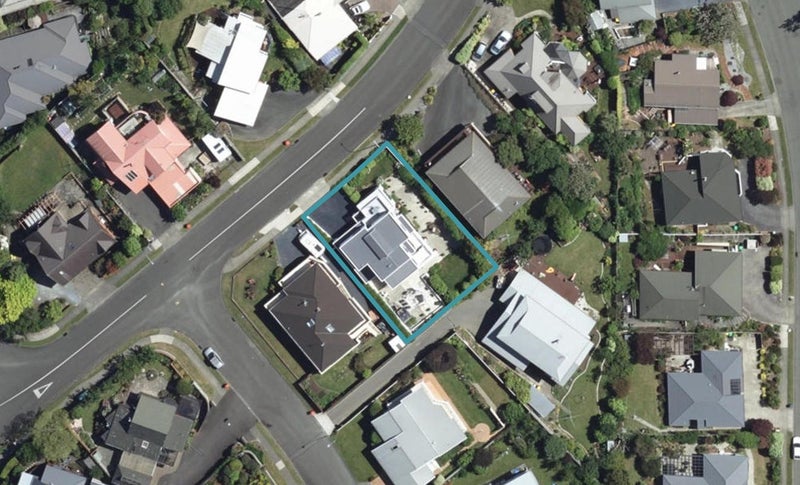 7 D'Urville Rise, Richmond, Richmond - Carousel 1