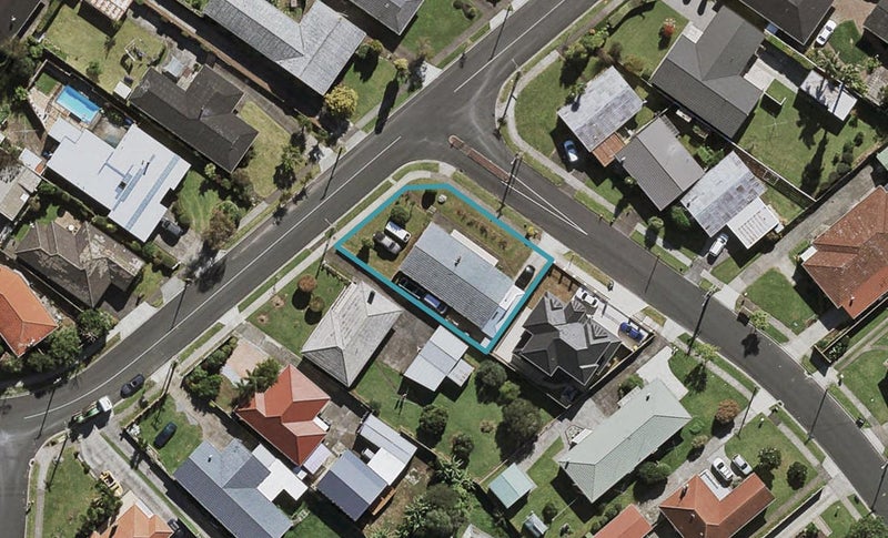 19 Buckingham Crescent, Manukau, Auckland - Carousel 1