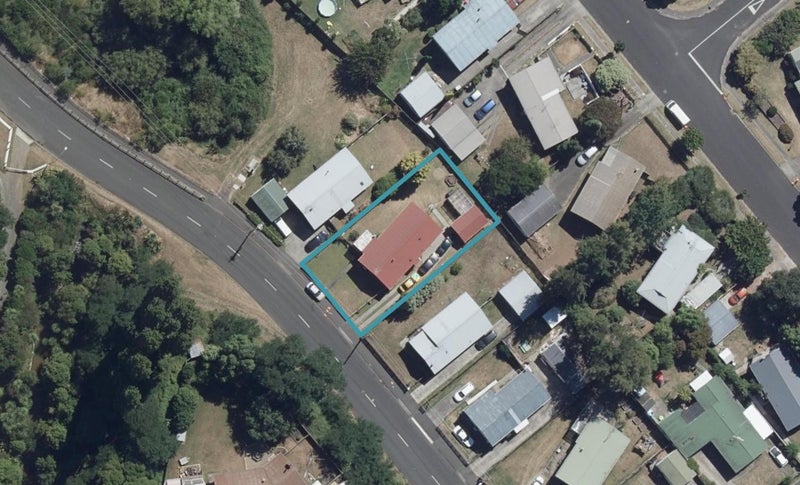 71 Peacockes Road, Fitzroy, Hamilton - Carousel 1