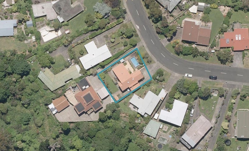 100 Mount View Road, Bastia Hill, Whanganui - Carousel 1
