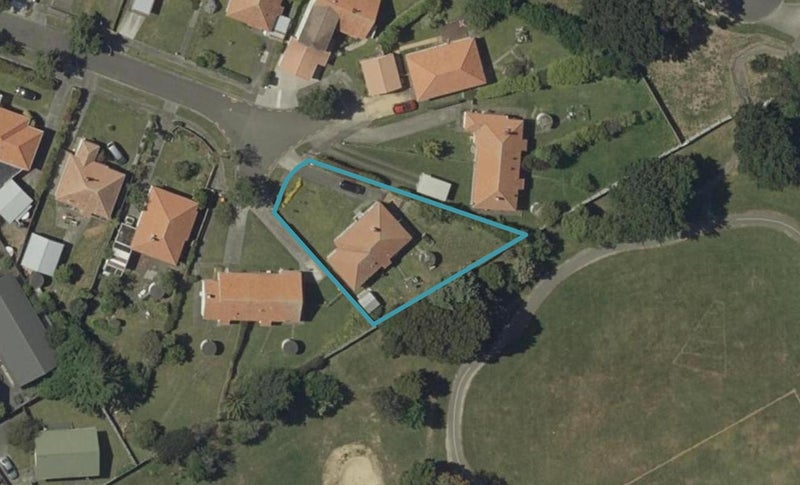 12 Plymouth Street, Roslyn, Palmerston North - Carousel 1