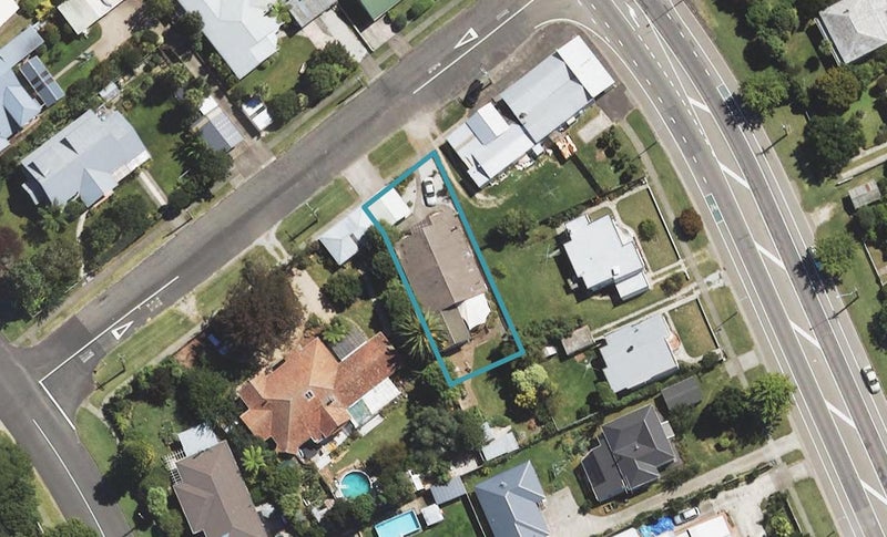 11 Sheehan Street, Whataupoko, Gisborne - Carousel 1