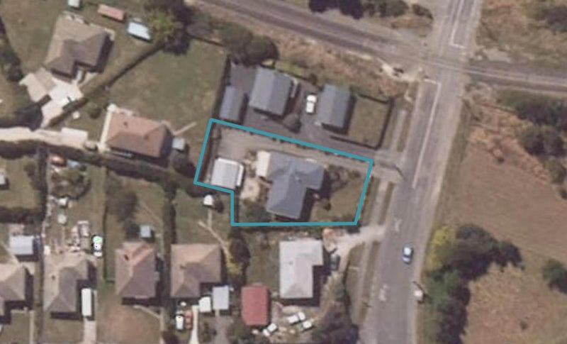32 Solway Street, Holmes Hill, Oamaru - Carousel 1