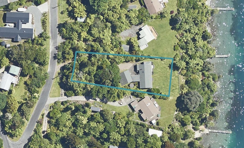 7 Waitangi Road, Lake Tarawera, Rotorua - Carousel 1