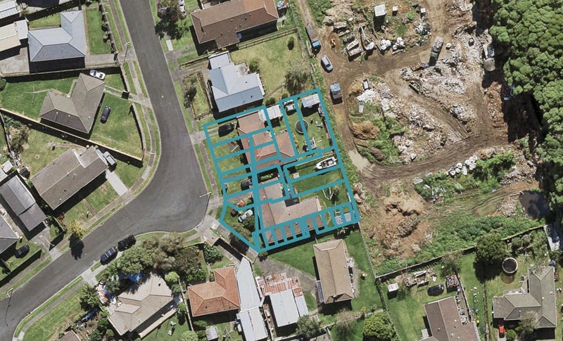 11A Welby Place, Mangere, Auckland - Carousel 1
