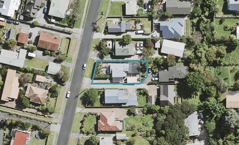 12 Ambler Avenue, Glen Eden, Auckland - Carousel 1