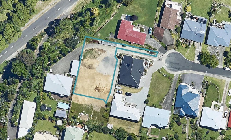 32A Rutherford Street, Otumoetai, Tauranga - Carousel 1