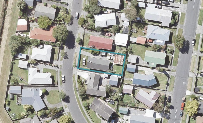8 Momona Street, Wainuiomata, Lower Hutt - Carousel 1