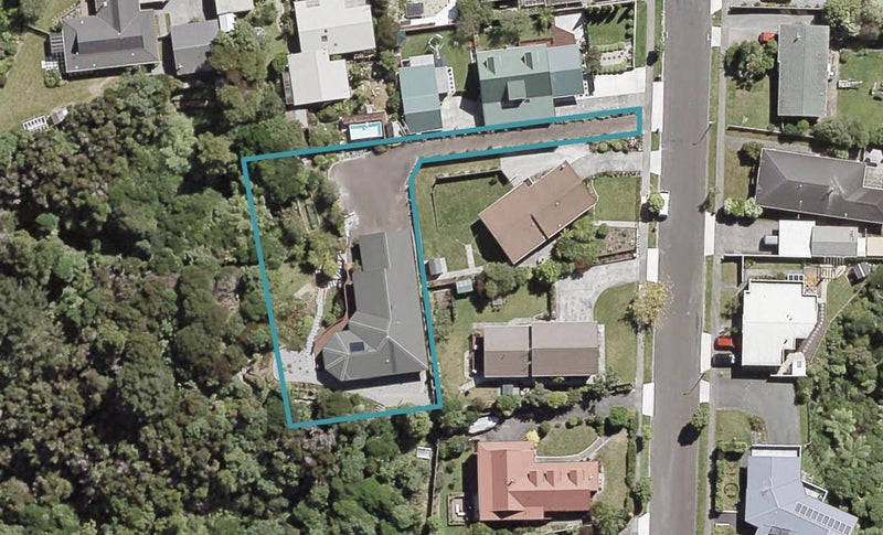 28 Seymour Grove, Kingsley Heights, Upper Hutt - Carousel 1