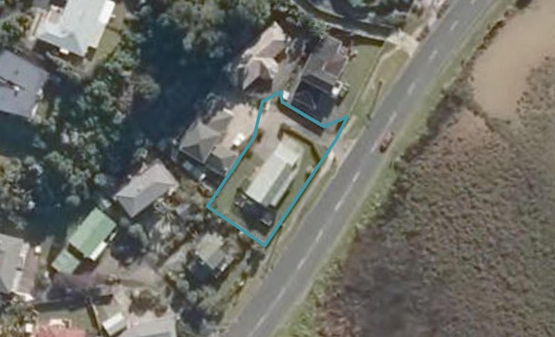 1 Rainbow Place, Onerahi, Whangarei - Carousel 1