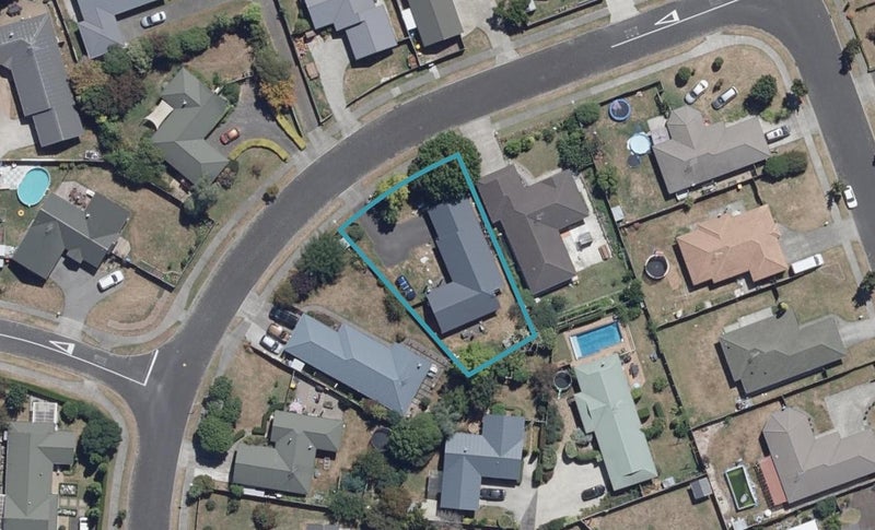 18 Ernest Road, Fairview Downs, Hamilton - Carousel 1