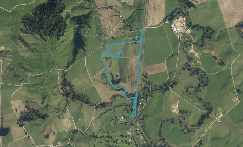 39 State Highway 27, Tirau - Carousel 1